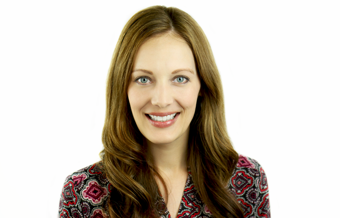 Headshot Sarah Custer vp of sales ops at distribution management